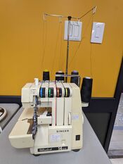 Singer Ultralock Serger 14U34.jpg