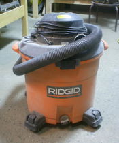 Rigid16galwetdryvac.jpg